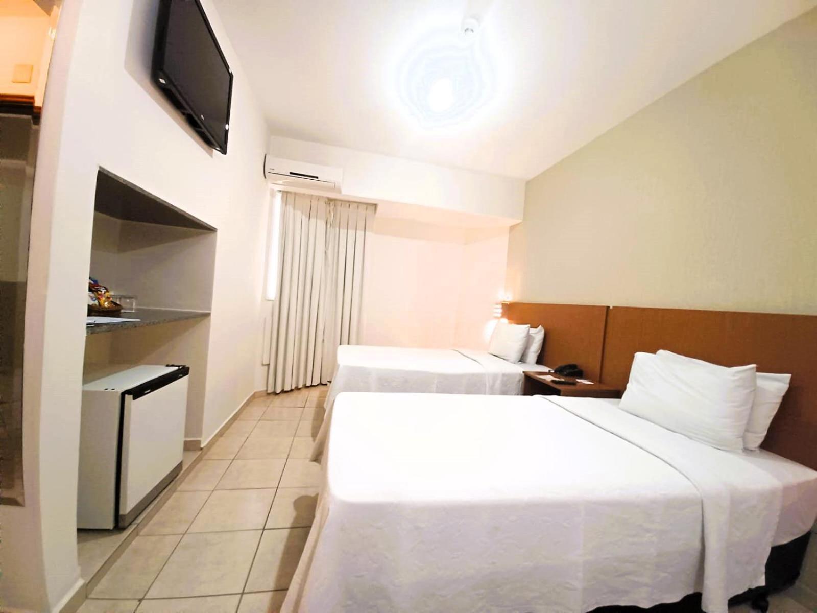 Hotel Riviera Araçatuba Extérieur photo