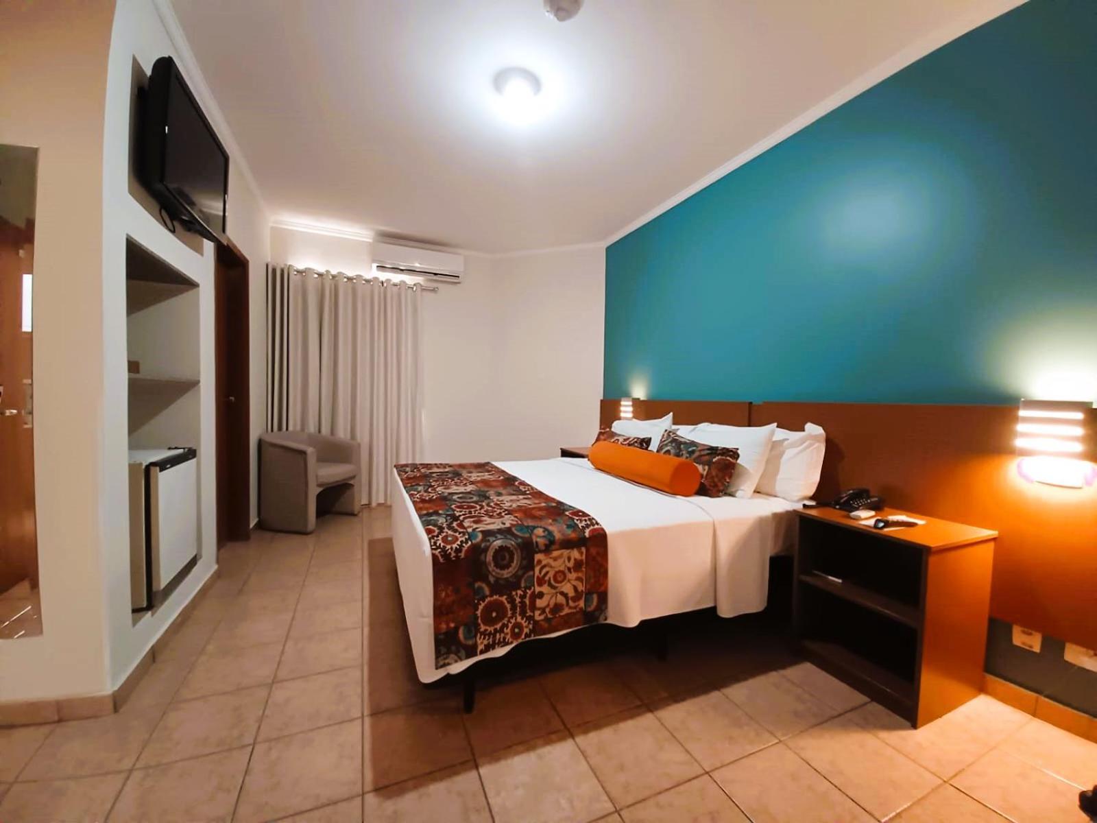 Hotel Riviera Araçatuba Extérieur photo