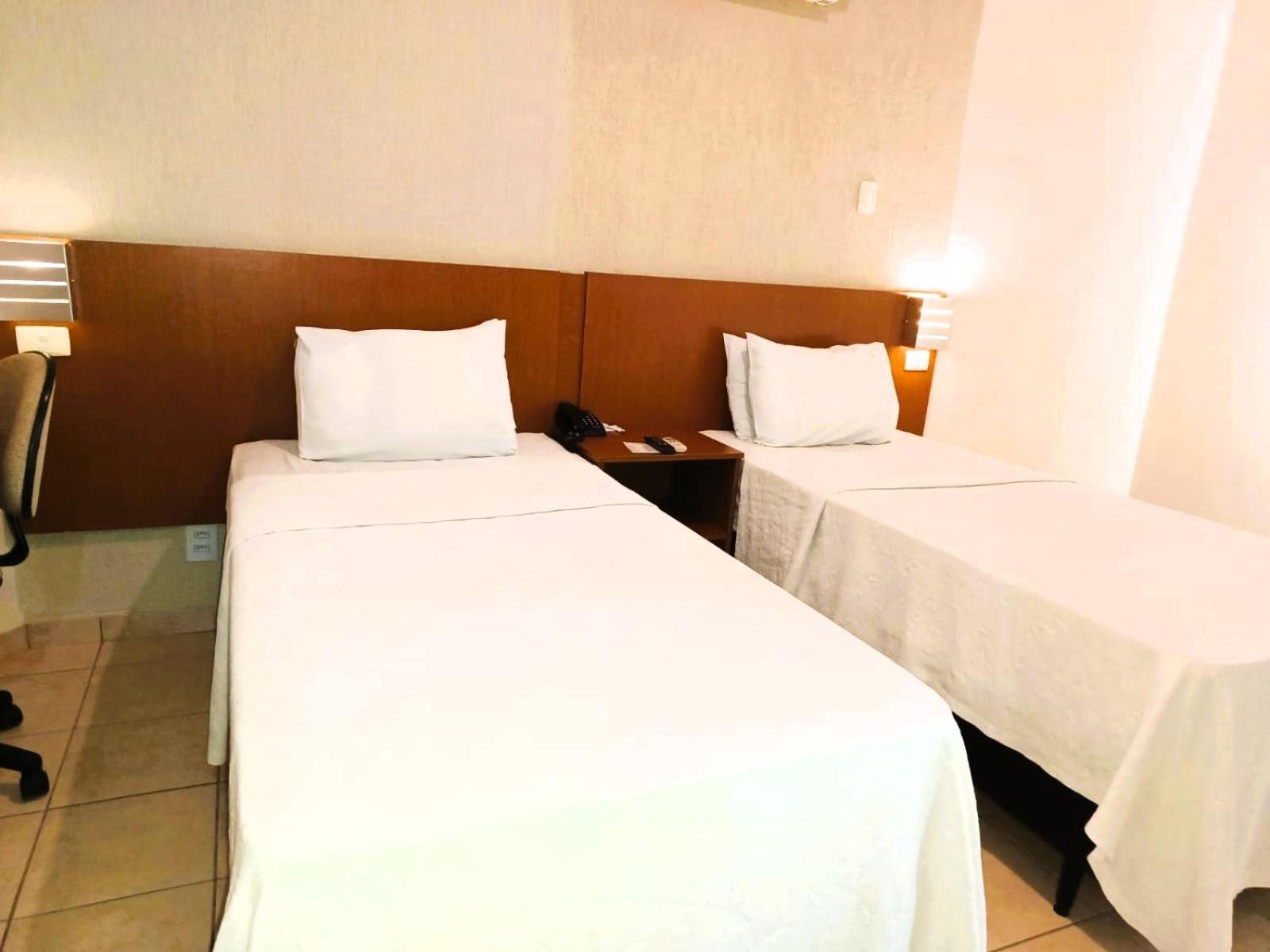 Hotel Riviera Araçatuba Extérieur photo